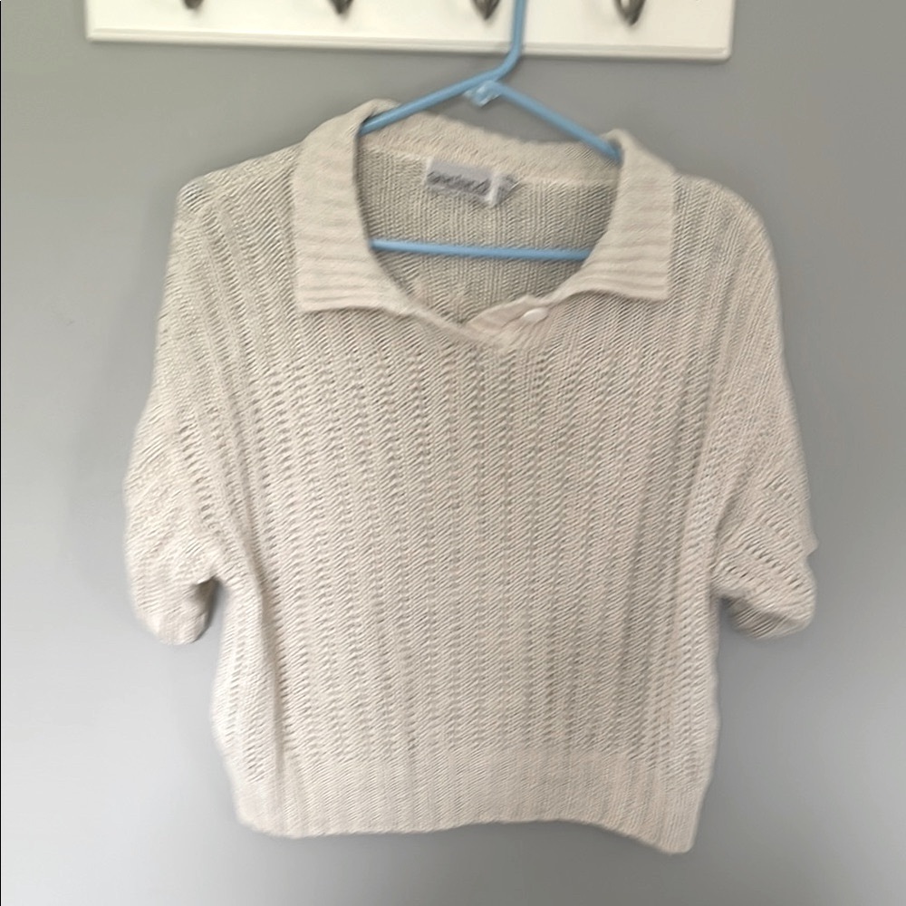 Women's Vintage Short Sleeve Cream Sweater Size S-M